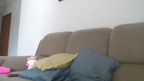 Snapshot of hornyhairy_bi chatting on January 2025 05:02:01 PM Harry online show from January 2025 05:02:01 PM