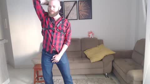 Snapshot of hornyhairy_bi chatting on January 2025 09:25:02 PM Harry online show from January 2025 09:25:02 PM