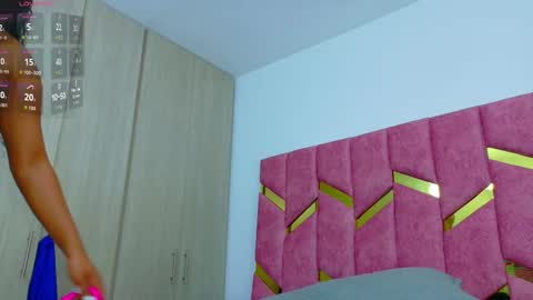 Valentina  online show from December 2025 11:36:02 AM