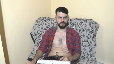 Snapshot of hornymaster93 chatting on December 2024 10:18:01 AM hornymaster online show from December 2024 10:18:01 AM