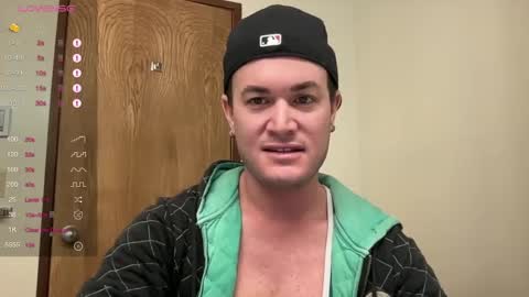 Snapshot of hornytightboy89 chatting on February 2025 03:24:01 AM Hornytightboy89 online show from February 2025 03:24:01 AM