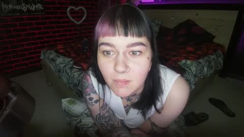 Snapshot of horror_circus chatting on November 2025 06:52:02 PM Messalina Horror online show from November 2025 06:52:02 PM