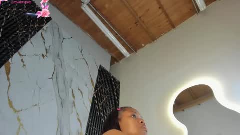 Snapshot of hot__genesis chatting on May 2026 01:18:01 PM hot__genesis online show from May 2026 01:18:01 PM