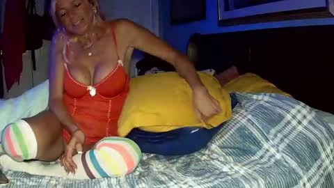Snapshot of hot_ass_mess chatting on September 2025 08:52:02 AM anytime-angel online show from September 2025 08:52:02 AM