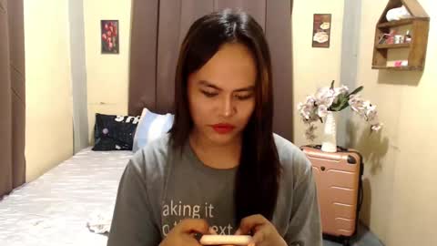 Snapshot of hot_babe0802 chatting on December 2024 02:04:01 AM HANNA online show from December 2024 02:04:01 AM