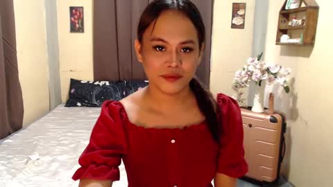 Snapshot of hot_babe0802 chatting on January 2025 03:37:02 AM HANNA online show from January 2025 03:37:02 AM