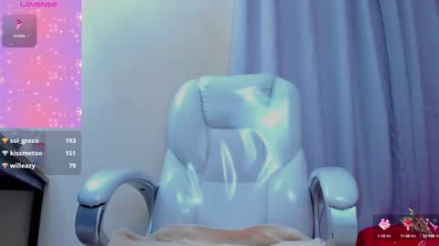 Snapshot of hot_beauty__ chatting on January 2025 10:48:01 AM VALENTINA online show from January 2025 10:48:01 AM