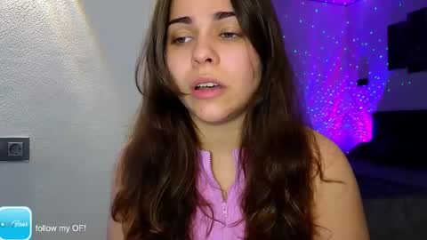 LiluCaroline online show from May 2026 03:17:02 PM