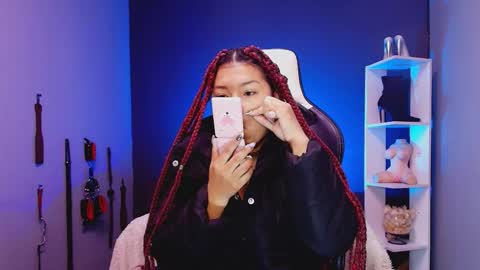 hot chocolate 4u online show from November 2025 11:55:02 AM