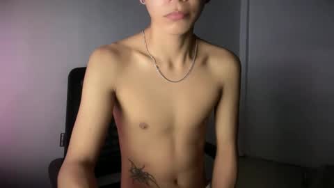 Kim online show from October 2025 07:17:01 AM