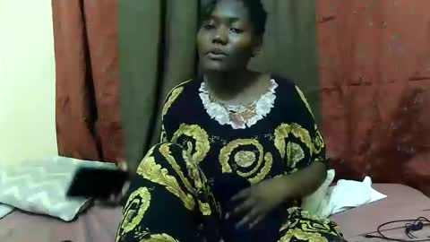 Milly online show from November 2025 07:14:01 PM