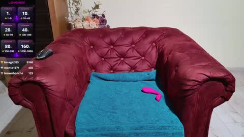 Aly online show from February 2025 09:07:02 PM