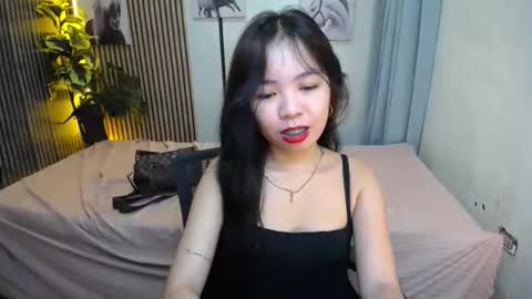 Ms Yen online show from November 2025 12:13:01 PM