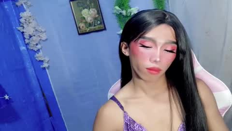 Snapshot of hot_khianna chatting on February 2026 04:43:01 PM Khianna online show from February 2026 04:43:01 PM