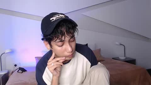 Alana online show from March 2025 09:17:01 PM