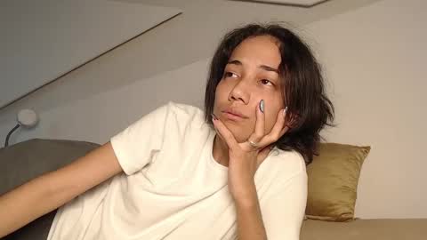 Alana online show from October 2025 09:32:02 PM