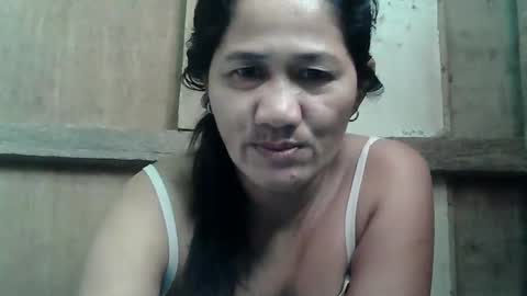 Snapshot of hot_mama09 chatting on January 2025 03:15:02 AM hotmama online show from January 2025 03:15:02 AM