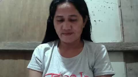 Snapshot of hot_mama09 chatting on January 2025 06:43:02 AM hotmama online show from January 2025 06:43:02 AM