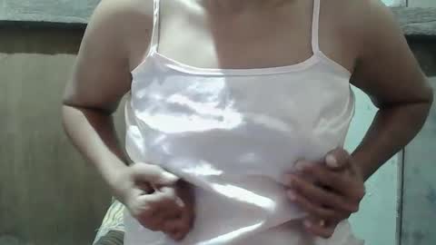 Snapshot of hot_mama09 chatting on January 2025 08:46:01 PM hotmama online show from January 2025 08:46:01 PM