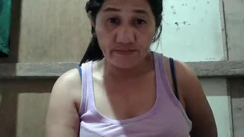 Snapshot of hot_mama09 chatting on February 2025 11:43:02 AM hotmama online show from February 2025 11:43:02 AM