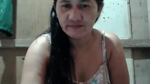 Snapshot of hot_mama09 chatting on February 2025 09:56:01 AM hotmama online show from February 2025 09:56:01 AM