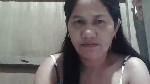 Snapshot of hot_mama09 chatting on May 2026 09:23:02 PM hotmama online show from May 2026 09:23:02 PM