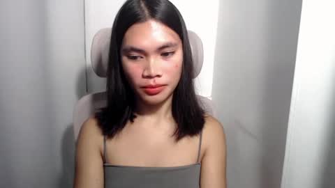 Snapshot of hot_pauline chatting on July 2026 10:01:02 PM hot_pauline online show from July 2026 10:01:02 PM