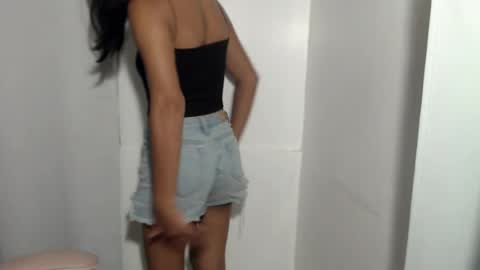 Snapshot of hot_pauline chatting on July 2026 11:57:02 PM hot_pauline online show from July 2026 11:57:02 PM