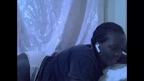 RAYLAH online show from February 2026 10:55:01 PM