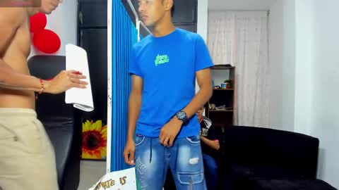 Vanesa Oliver and Andrew online show from February 2025 01:58:01 PM