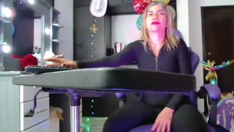 hot sexy bunny online show from December 2025 02:12:02 PM