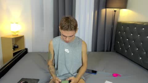 Kenny online show from September 2025 05:53:02 AM