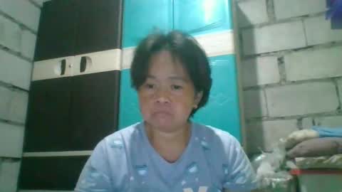 hotchicks4uxx online show from December 2025 02:02:02 PM