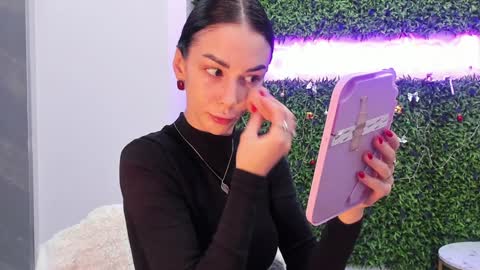 hotfallingdevil online show from December 2025 07:26:01 AM