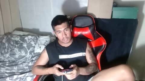 Snapshot of hothunkybear23 chatting on February 2026 06:40:02 AM Khel online show from February 2026 06:40:02 AM