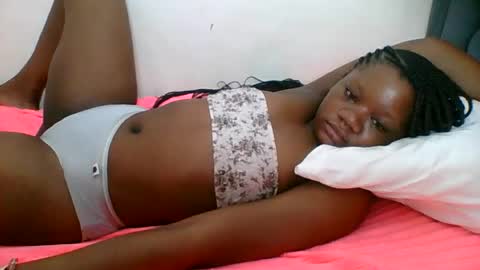LOYCE online show from May 2026 12:38:01 AM