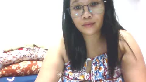 Snapshot of hotlavender chatting on January 2025 06:24:01 AM hotlavender online show from January 2025 06:24:01 AM