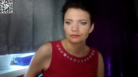 Snapshot of hotmamaqueen234 chatting on June 2026 08:53:01 AM hotmamaqueen234 online show from June 2026 08:53:01 AM