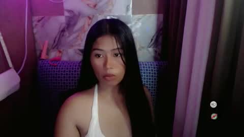 Snapshot of hotmorena_finger chatting on May 2026 01:18:01 PM Analiza online show from May 2026 01:18:01 PM
