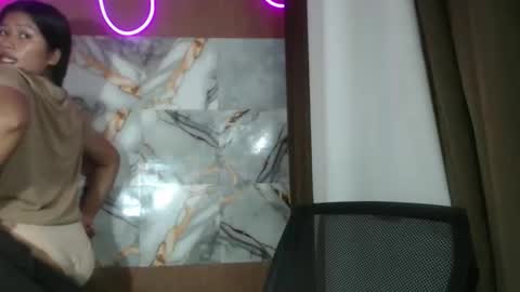 Snapshot of hotmorena_finger chatting on May 2026 11:23:04 PM Analiza online show from May 2026 11:23:04 PM