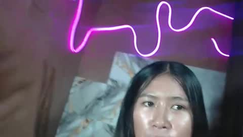 Snapshot of hotmorena_finger chatting on May 2026 11:45:02 PM Analiza online show from May 2026 11:45:02 PM