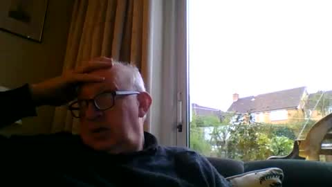 hotmuff99 online show from December 2025 09:14:01 AM