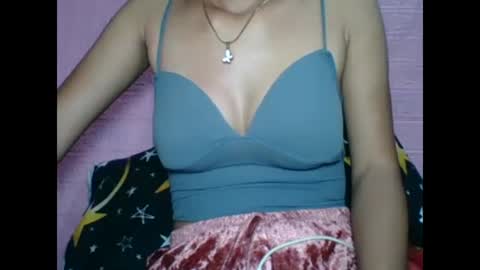 Snapshot of hotpink4u chatting on January 2025 04:05:01 AM hotpink4u online show from January 2025 04:05:01 AM