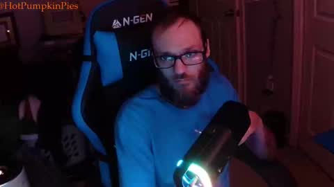 Snapshot of hotpumpkinpies chatting on December 2024 03:36:02 AM hotpumpkinpies online show from December 2024 03:36:02 AM