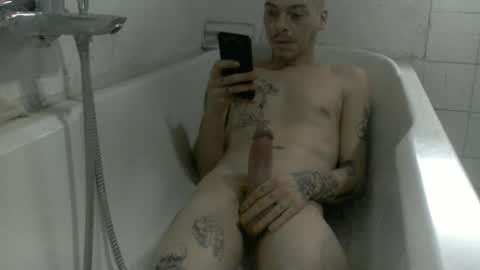 Snapshot of hotshot0509 chatting on December 2024 08:24:01 AM big dick online show from December 2024 08:24:01 AM