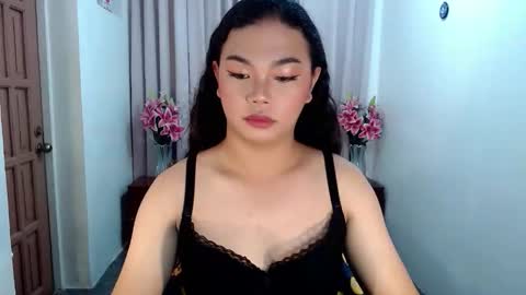 hotsiren101 online show from January 2026 07:39:01 PM