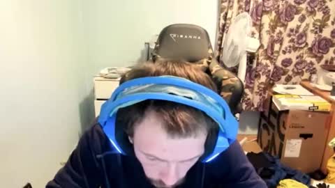 hot online show from November 2025 04:54:01 PM