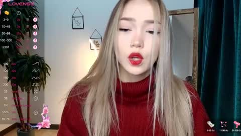 hello Im Eva online show from December 2024 02:20:01 AM