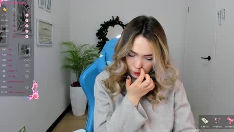 hello Im Eva online show from December 2024 08:51:02 AM