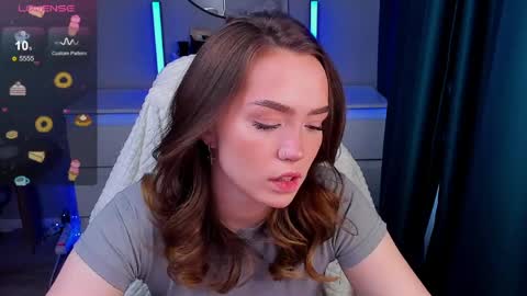 hello Im Eva online show from April 2026 07:45:01 AM